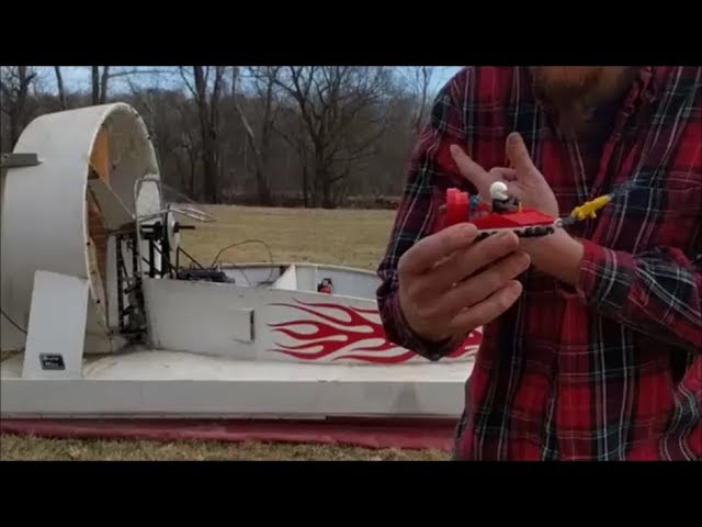 Building and Flying Lego City Hovercraft (60106)