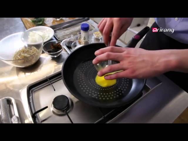 My Little Kitchen Season 1 Episode 1: Prawn and Beef Japchae, Bulgogi Salad