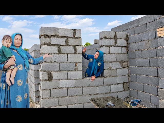 She’s Building a Home for Her 4 Children Before Winter 💔🏠