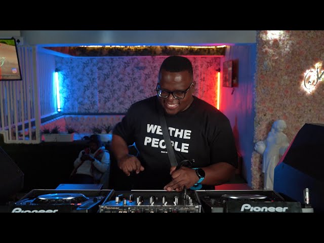 SOL & FRIENDS PRESENTS -SOLIANO MIX 5 ft Sefako Sapula Live @ St Tropez Garden