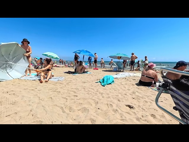 🎶 The Sound of SUMMER: 8K 360° Walk on a Spanish Beach 🌊 | Mission Walk 360