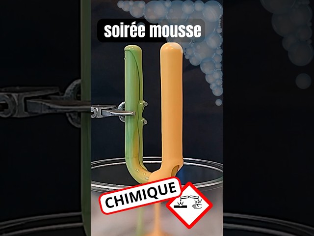 💥🧪 Soirée Mousse CORROSIVE !☠️⚠️ Explosion de bulles ! 🫧⚗️ #chemistry #science #experiment #chimie