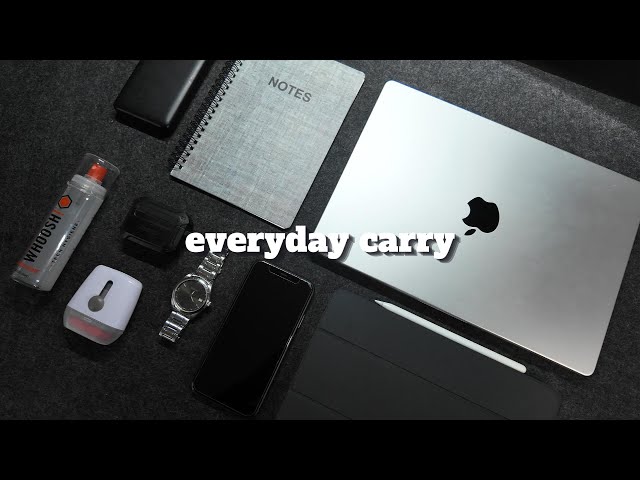 My Everyday Carry As A Software Engineering Student (Tech and Essentials)