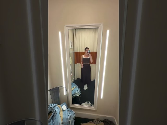 testing what's in store at Madewell as a pear shaped curvy girllllll! some were so close dang.