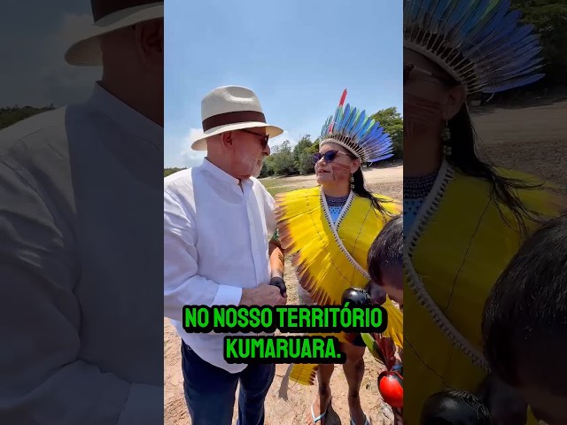 Cheguei para uma visita à Aldeia Vista Alegre de Capixauã, na Reserva Extrativista Tapajós-Arapiuns