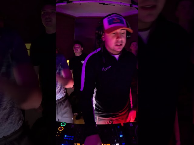 Should we do another intimate party 👀