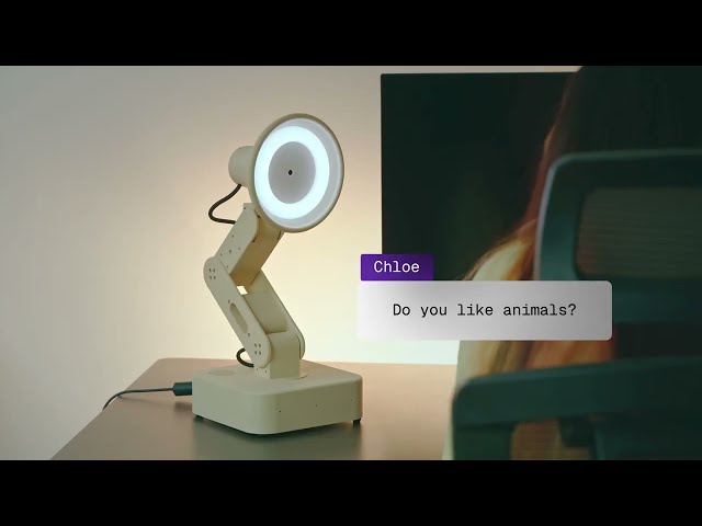 AI Desk Robot You Can Have a Conversation With | Autonomous Lamp