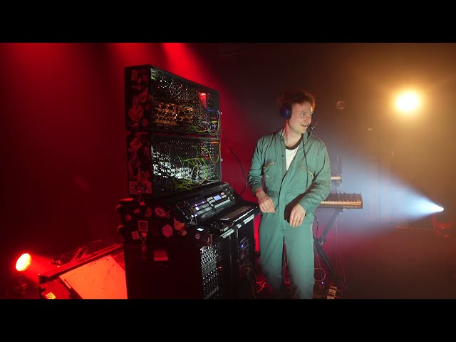 Someone In The Crowd Requested Blur Song 2 On Modular Synth haha