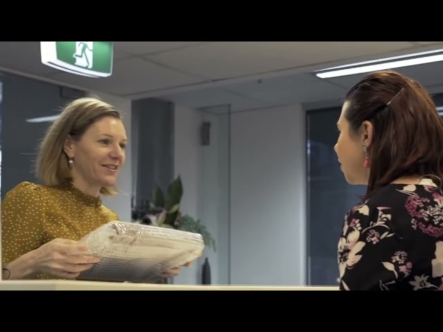 good vs bad customer service