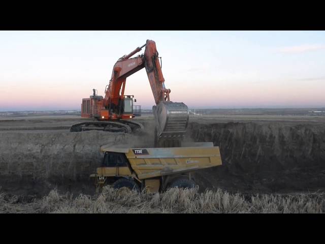 Loading on the 45 | Hitachi 1200