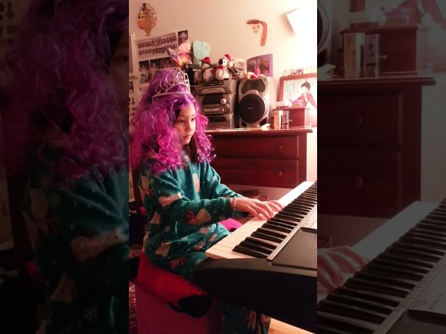 Here’s a throwback😭 lemme know what tutorials and songs you’d like me to cover for next week❤️