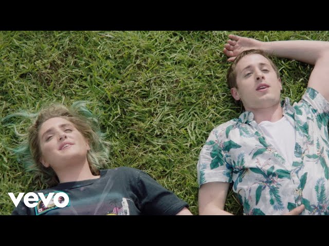 Shura - What's It Gonna Be?
