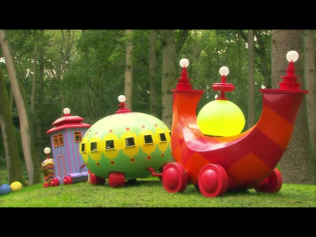 The Pontipine Children on the Roof | In The Night Garden - WildBrain | Kid Movies