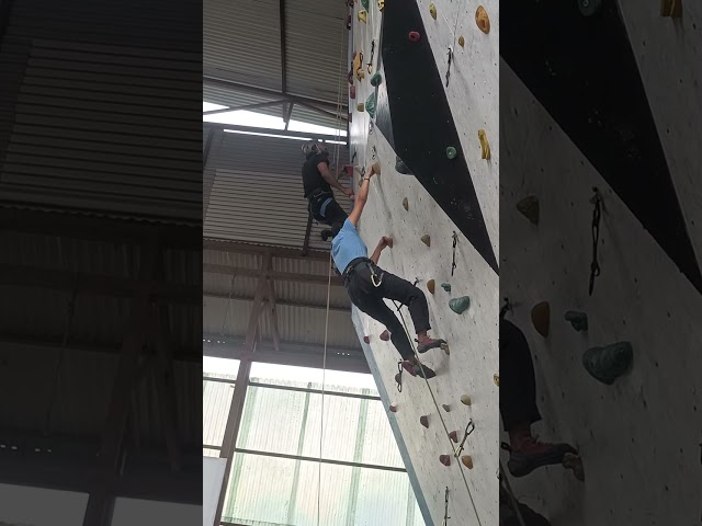 wallclimb  in kathmandu | rock climb kathmandu | wall clif