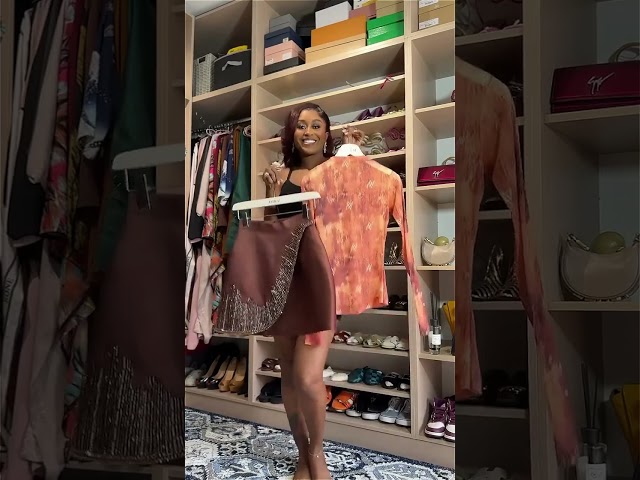 Le look parfait alliant brillance et imprimé original ! ✨🤎