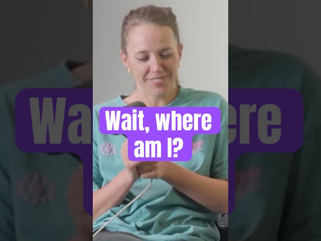 Kelsey Hamilton comes really prepared to interviews. #funnyclips