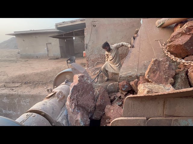 "Big Rock Crusher Machine: A Giant in Action"Big Rock Crushing: A  PowerfulProcess"#stonecrusher
