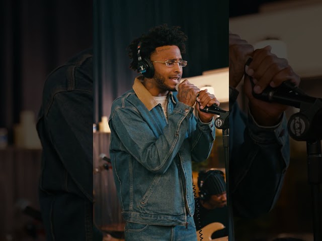 All Alone Live Performance🎤