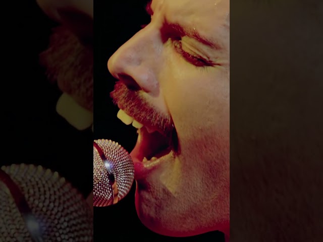 #queen #freddiemercury #lyrixa #music #ytshorts #nostalgia #ytreels #song