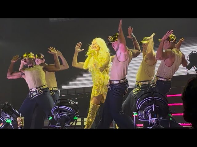 PARiS HiLTON - Turn It Up | BBA / Hot One #WorldPride • LIVE @ AFAS Live