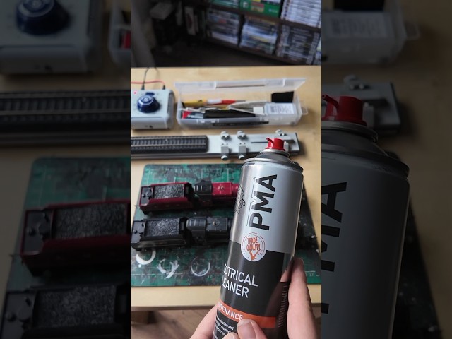#howto use electric cleaner on your oxidised #Hornby engines - #modeltrains #modelrailway #toytrains