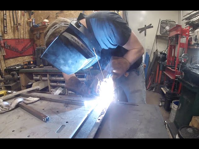 Welding My NEW A.I. Studio?