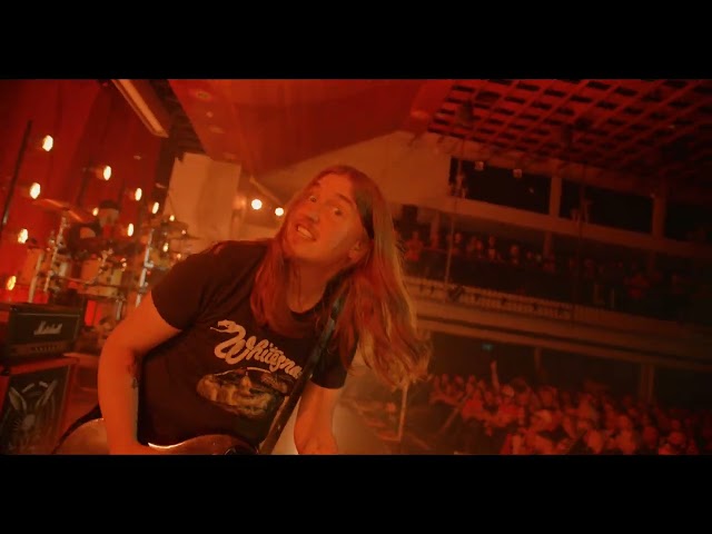 Massive Wagons - Pressure (Live) [Official Video]