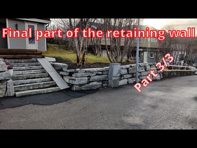 Retainingwall build with stairs 3/3