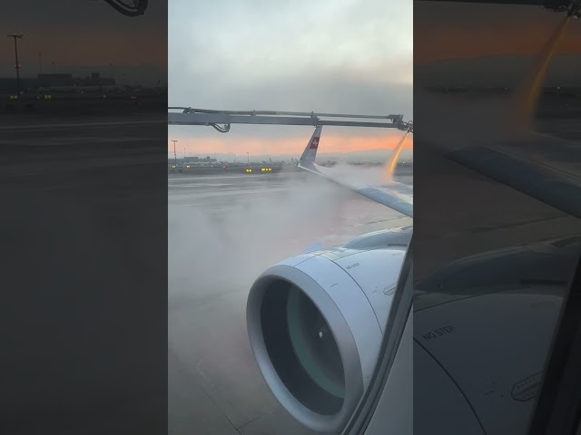De Icing Before Take Off 🥶