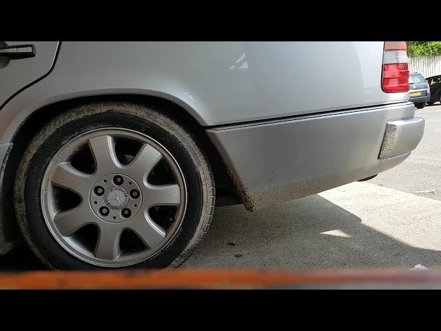 Mercedes Benz S124 SLS Self Levelling With Full Load