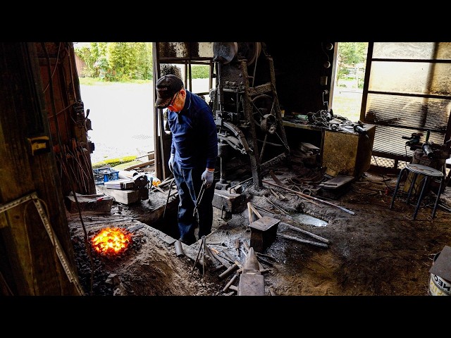How a 76-Year-Old Japanese Blacksmith Forges Kitchen Knives by Hand