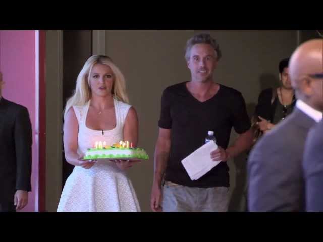 Britney Spears Sings 'Happy Birthday' to L.A. Reid - THE X FACTOR USA