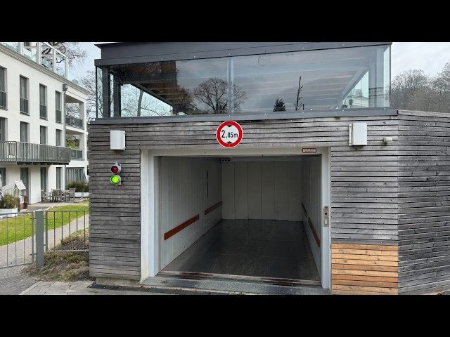 Interesting! 2013 Schindler hydraulic car Elevator in Binz