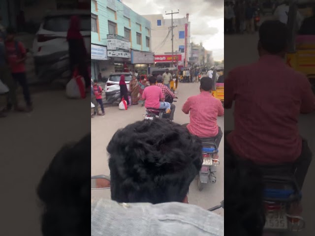 Solo bike ride is ok but 1 bike ride with friends hit different #friends #bike #love #viral