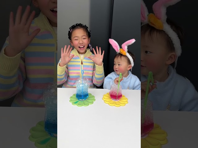 Who can finish their drink first?! #ProductRecommendation #FunFamily #funny
