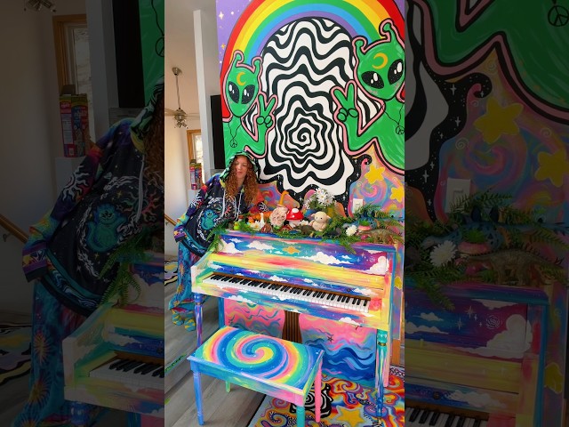 This world needs more Color!🌈🪐✨🎨❤️