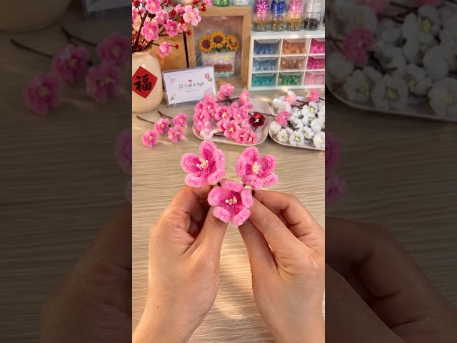 Cute Pink Pipe Cleaner Flowers 🌸 | DIY Flower Craft #shorts #pipecleanercrafts