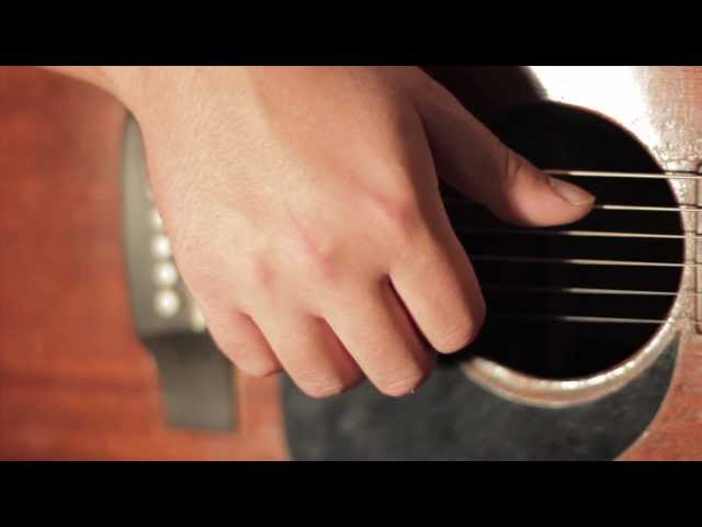 LESSON: HOW TO FINGER-PICK GUITAR (classical finger style technique)