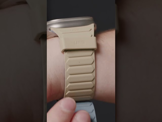 UAG Pathfinder Series Apple Watch Strap Installation