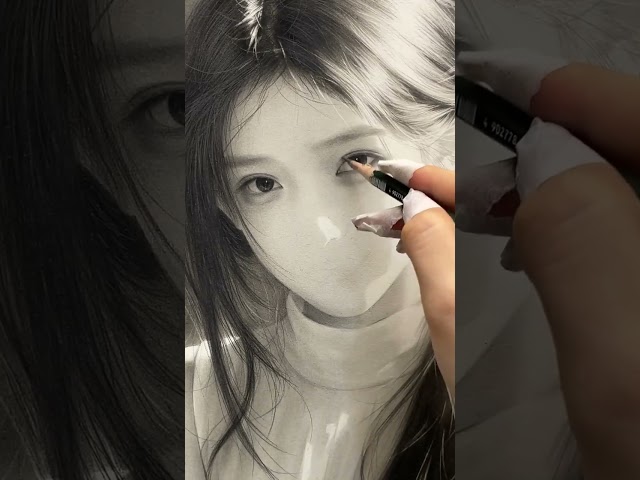 Perfect drawing cannot be without light! #drawing #charcoaldrawing #portraitdrawing #charcoalshading