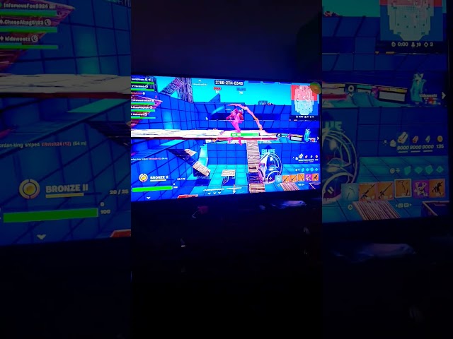 How do you play fortnite ? Honestly I'm lost! #fortnite #gameplay #gamer #tips #Codegaming_yt #ps5