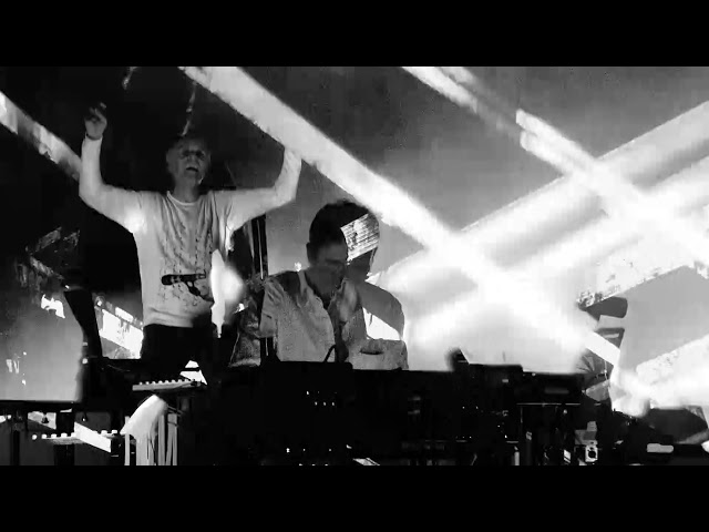 Underworld - Dark & Long (Drift 2 Dark Train)