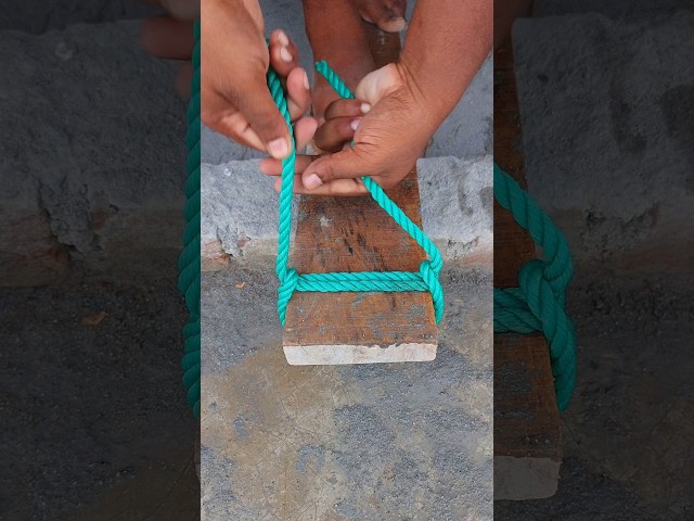 How to tie a knot at the end of wooden beam