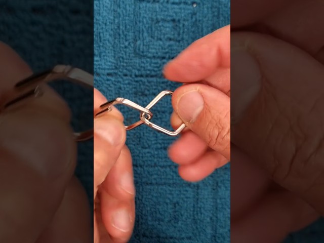 How to Separate the Metal Wire Puzzle - Take Apart the Two Diamond Shaped Pieces