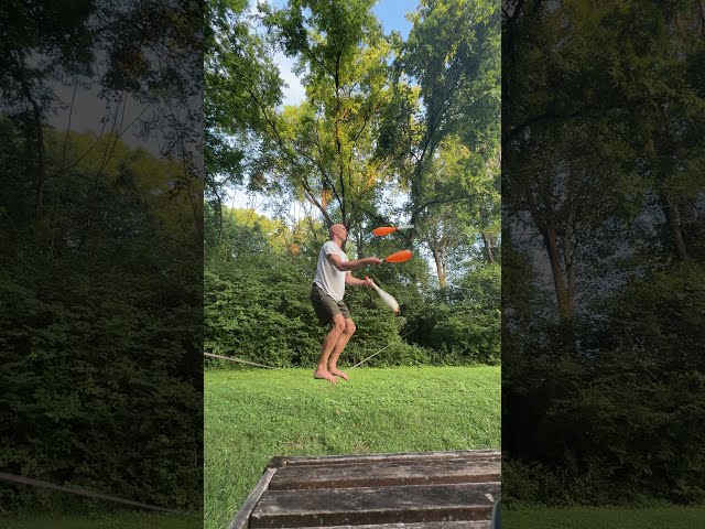 Tough Grass! Juggling Clubs on a Slackline -- Turns + Flats  🎪