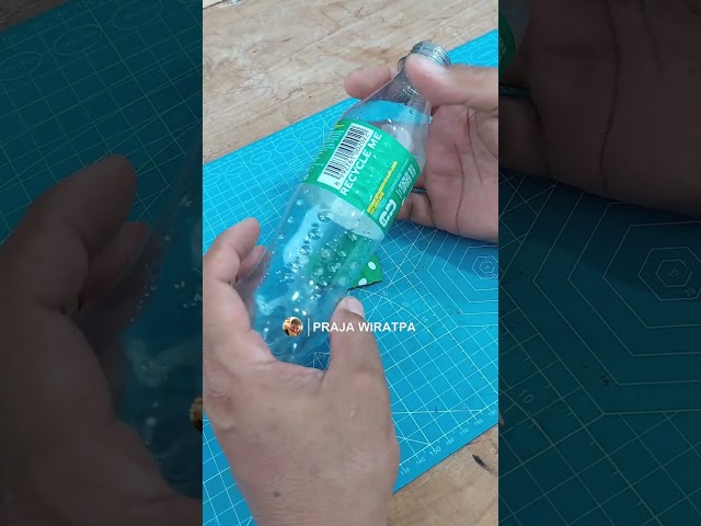 Creative DIY ideas using used plastic bottles: making a trumpet #usedbottle #creativeideas #tutorial