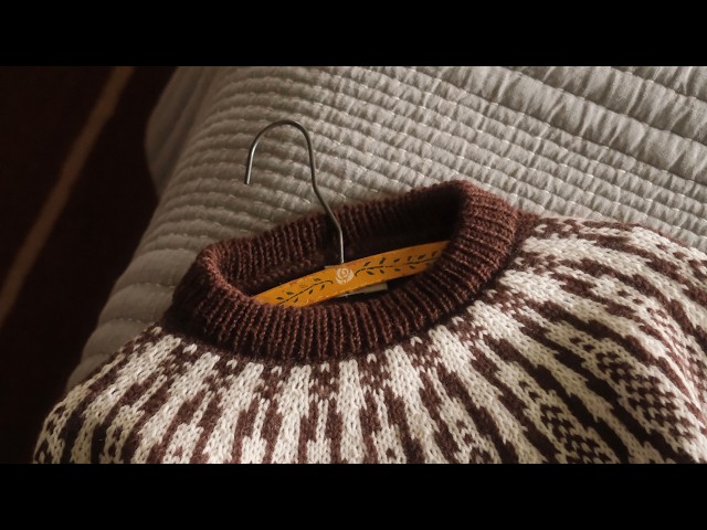 Knit Down a 1x1 Ribbed Folded Neckband from a Picked up Circular Yoke Edge