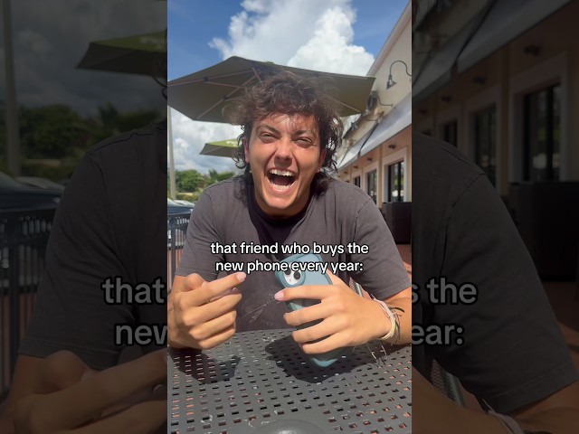 That friend who always buys the new phone 🤣 #iphone18 #iphone #comedy #skit