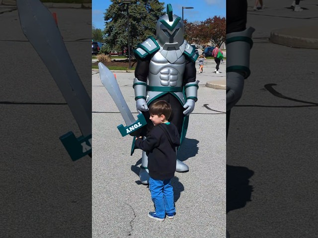 Tony was so glad he got to meet you at Touch-a-Truck! 👋🥹