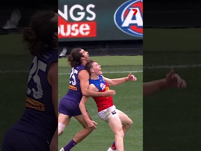 'You can't be paying that!' 🫣 Were Freo dudded by these calls?